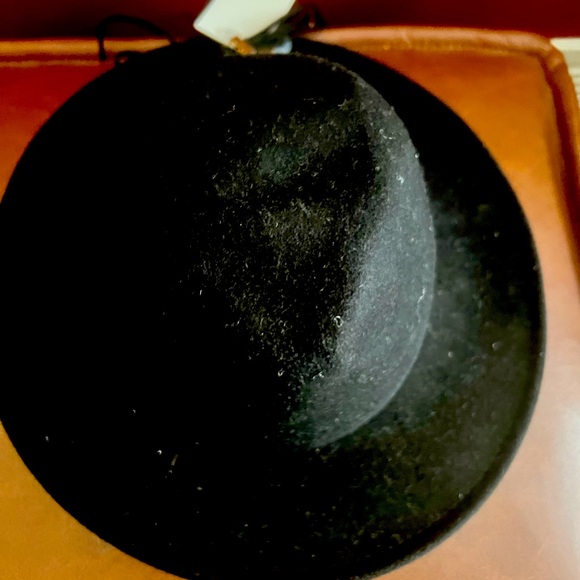 5 Forever 21 Hats for $45 Sale - Picture 5 of 16